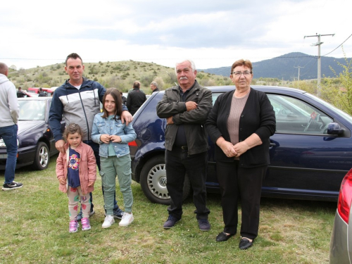 FOTO: Druženje Rumbočana i sv. misa na Zahumu