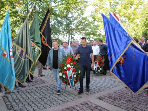 FOTO: Na Uzdolu obilježena 25. obljetnica zločina nad Hrvatima