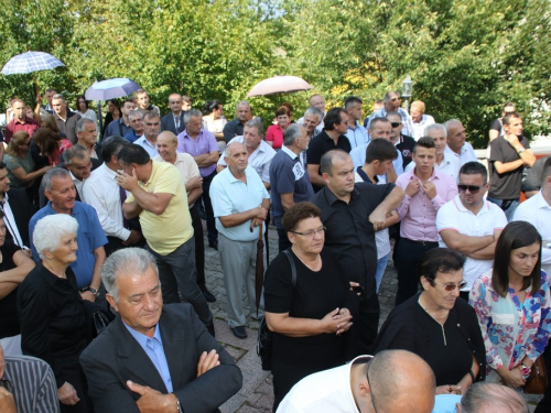 FOTO/VIDEO: Na Uzdolu obilježena 23. obljetnica stravičnog pokolja nad Hrvatima