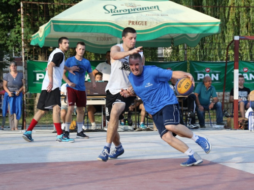 FOTO: ''General Vasilije Mitu'' iz Zagreba pobjednik 15. Streetball Rama