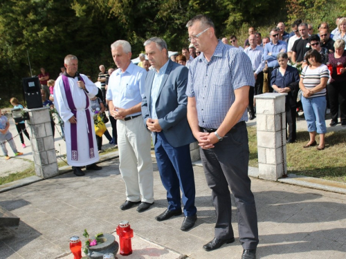 FOTO: Obilježena 23. obljetnica stradanja Hrvata na Hudutskom