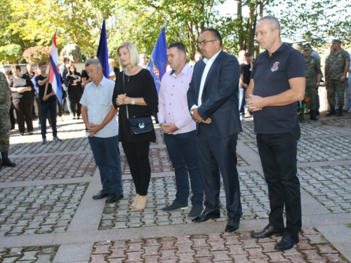 FOTO: Na Uzdolu obilježena 24. obljetnica stravičnog pokolja nad Hrvatima