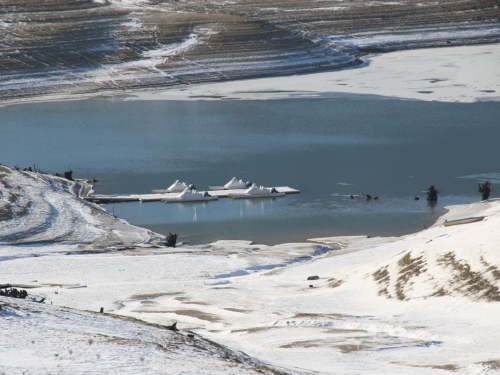 FOTO: Minusi počeli lediti Ramsko jezero