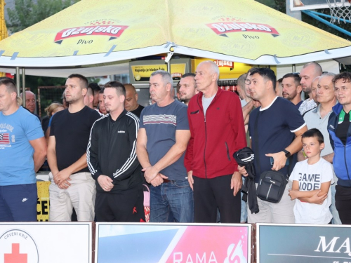 FOTO: Ekipa ''Ba.Riba'' pobjednik 20. Streetball Rama 2022.