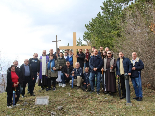 FOTO: Ramski put križa u Podboru