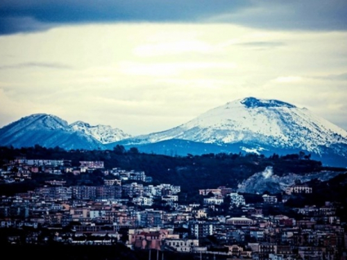 Italija planira masovnu evakuaciju zbog neprestanih potresa oko supervulkana