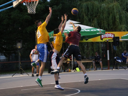 FOTO: Druga večer Streetball turnira u Prozoru