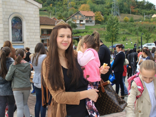 FOTO: Dani kruha i zahvalnosti za plodove zemlje u OŠ Marka Marulića Prozor