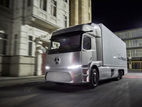 Mercedes počinje sa proizvodnjom električnih kamiona