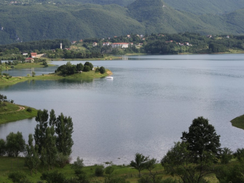 FOTO/VIDEO: Apartmani Jozić