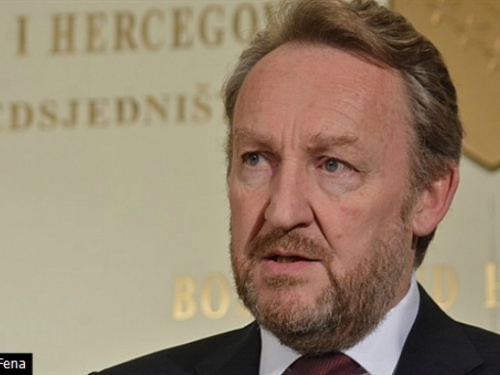 Bakir ponavlja: Federalizacija BiH ne dolazi u obzir!