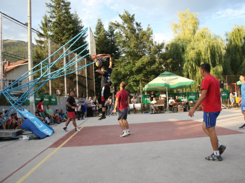 FOTO: ''General Vasilije Mitu'' iz Zagreba pobjednik 15. Streetball Rama