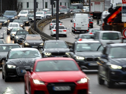 Potražnja za automobilima u Europskoj uniji snažno pala u kolovozu