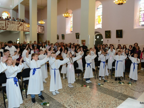 FOTO: Prva pričest u župi Rama Šćit