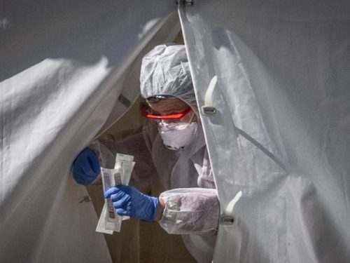BiH: Krivotvorile testove na koronavirus da bi ljudi mogli putovati u inozemstvo
