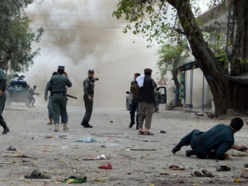 Sedmero mrtvih i 23 ranjeno u napadu talibana na sud