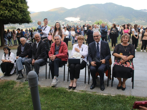 FOTO: Na Šćitu započela trodnevnica, Mladu misu slavio p. Marko Petričević