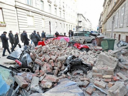Brojke iz Hrvatske - 27 ozlijeđenih u potresu, 306 zaraženih koronom