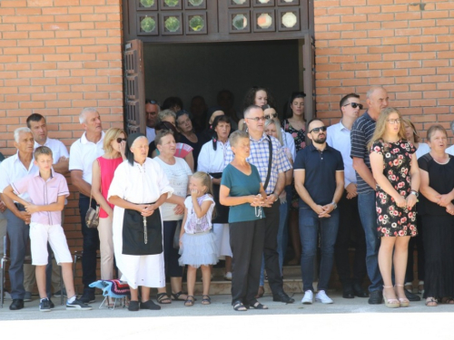 FOTO: Mlada misa fra Franje Barabana u Rumbocima