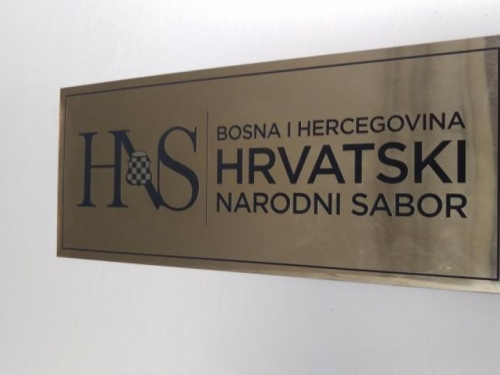 HNS upozorava: BiH ulazi u novu krizu, sve ključne pozicije vlasti u rukama Bošnjaka