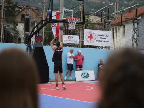 FOTO| Počeo 18. Streetball Rama