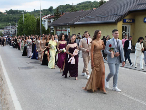 FOTO: Matura 2026. - Defile mladosti na ulicama Prozora