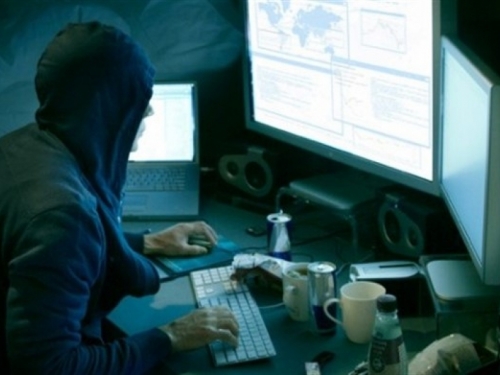 Iza najopasnijih hakerskih napada krije se 16-ogodišnji štreber