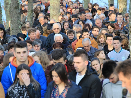 FOTO: Put križa kroz fratarski gaj na Šćitu