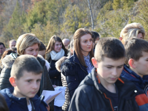 FOTO: Put križa - Treća korizmena nedjelja u župi Uzdol