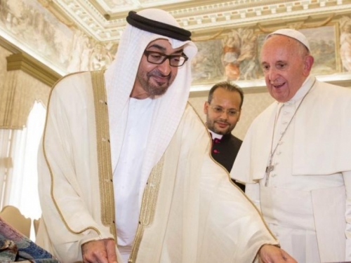Papa Franjo stigao u Emirate