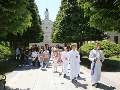 FOTO: Tijelovo u župi Rama - Šćit