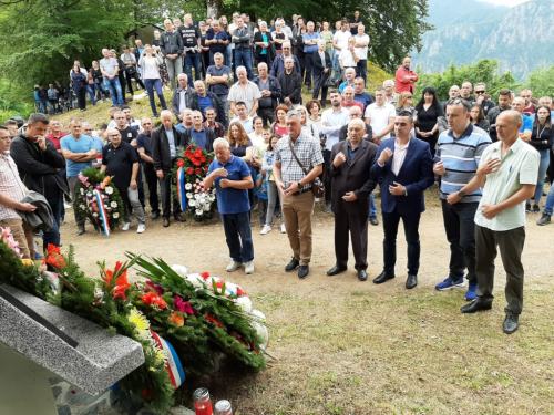 FOTO: Na Pomenu obilježena 27. obljetnica stradanja hrvatskih branitelja