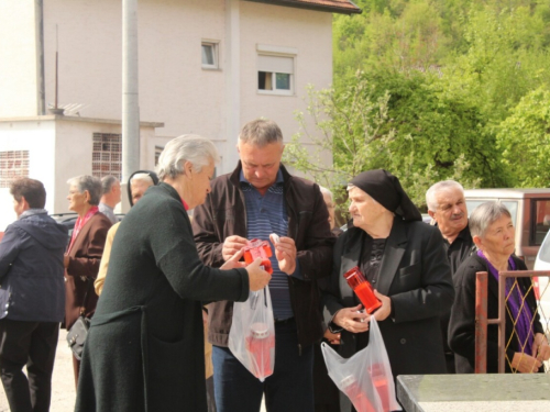 FOTO: Otkriveno i blagoslovljeno spomen obilježje na Lugu