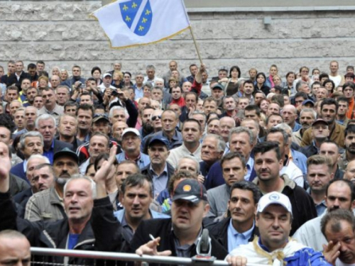 Demobilizirani borci danas ponovo pred zgradom PFBiH