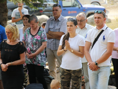 FOTO: Na Vran planini služena misa za poginule duvandžije