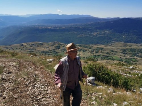 Godine nisu bitne - Anto u osmom desetljeću na vrhu planine Raduše