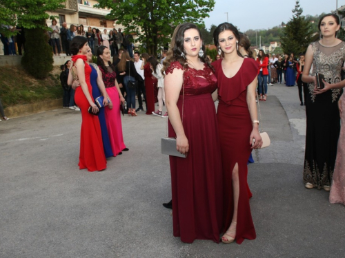 FOTO/VIDEO: Matura 2017. - Defile mladosti na ulicama Prozora