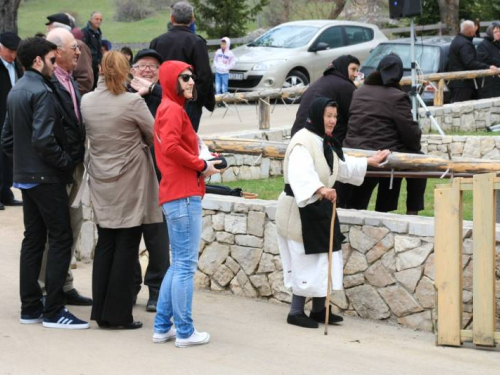 FOTO: Rumbočka fešta na Zahumu, proslavljen sv. Josip Radnik