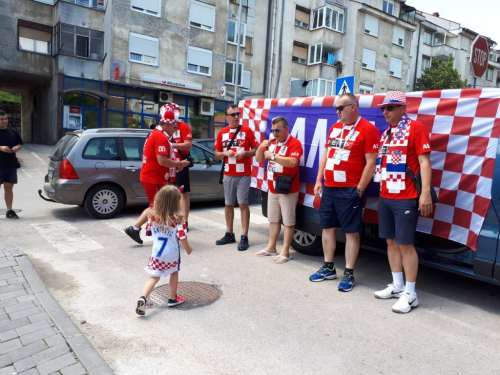 FOTO/VIDEO: Ramski navijači krenuli u Rusiju - Sretno!