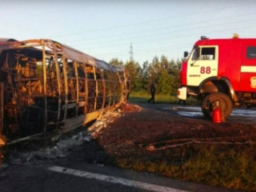 U sudaru kamiona i autobusa u Rusiji 14 mrtvih