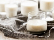 Zašto je kefir "bolji" od jogurta i tko ga smije konzumirati?