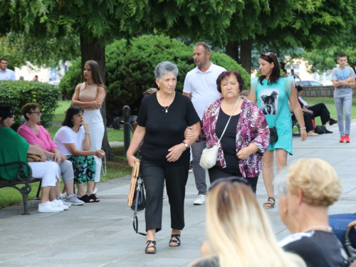 FOTO: Promocija knjige dr. sc. Šimuna Novakovića i druga večer trodnevnice na Šćitu