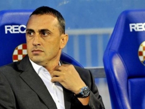 Dinamo predstavio novog trenera Ivajla Peteva