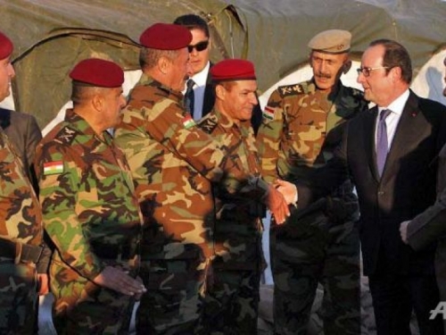Hollande s francuskim specijalcima u Iraku: Do ljeta ćemo uzeti Mosul