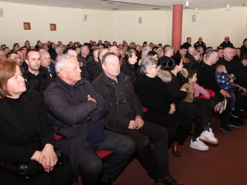 FOTO: U Prozoru održana komemoracija za ratnog zapovjednika Marinka Zeleniku