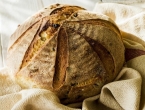 Domaći kruh koji miriše na bakinu kuhinju - nekada su ga svi pekli po istom receptu