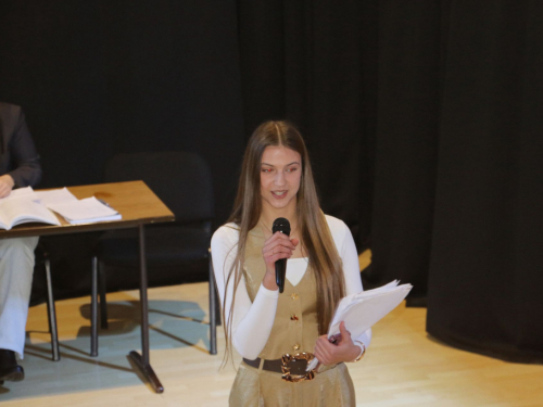 FOTO: Valentinovo u Prozoru - Maturanti priredili nezaboravnu večer