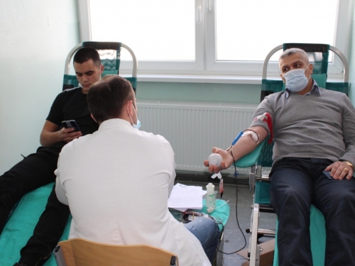 FOTO: U Prozoru prikupljeno 50 doza krvi