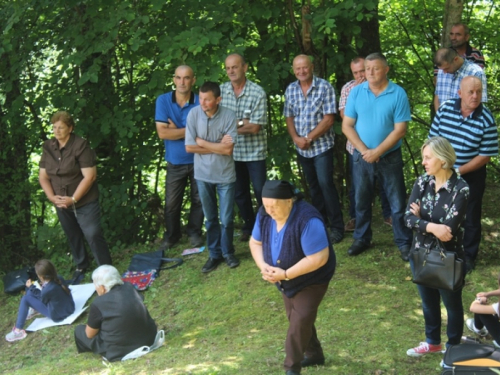 FOTO: Jubilarno 20. hodočašće na grob svećenika mučenika fra Stjepana Barišića