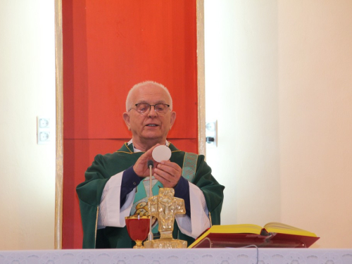 FOTO: Blagoslov prvašića u župi Prozor